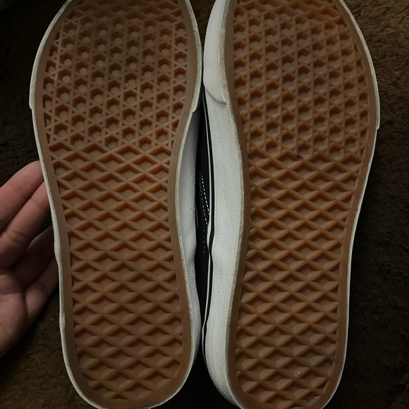 Black slip on vans - Picture 2 of 4
